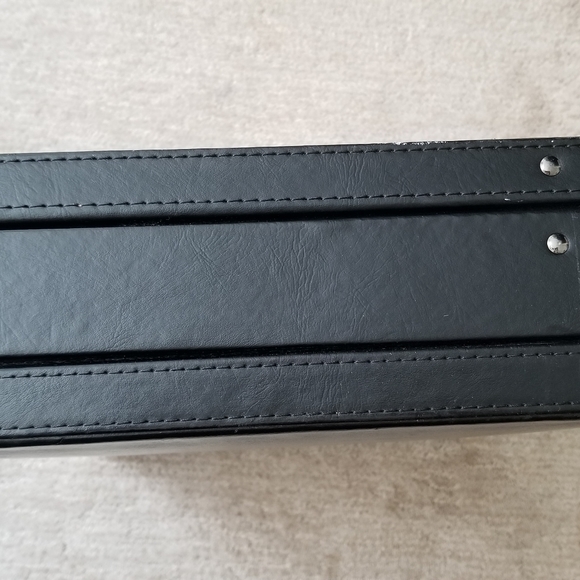 Bugatti Briefcase - Picture 8 of 14